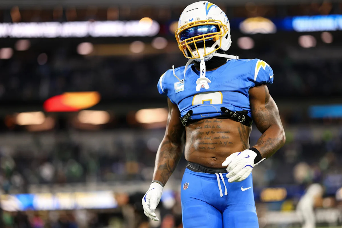 Chargers linebacker Denzel Perryman suspended 2 games after helmet-to-helmet hit on Cowboys WR Ryan Flournoy Download app from appStore