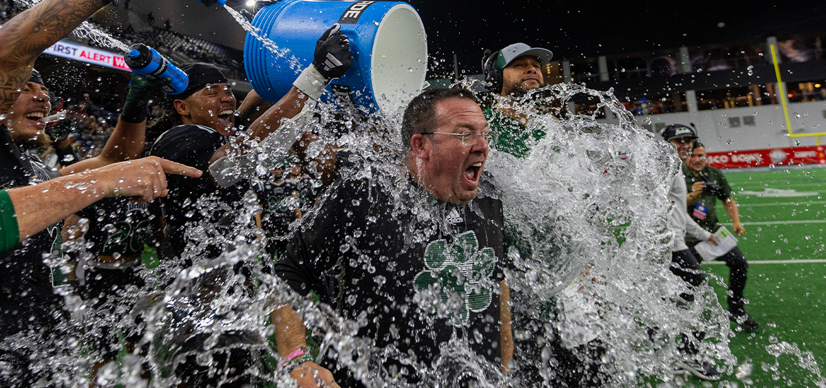 Ohio Football extends bowl game winning streak to seven games with victory over UNLV Ohio Football interim head coach John Hauser getting splashed with water after winning the Frisco Bowl.