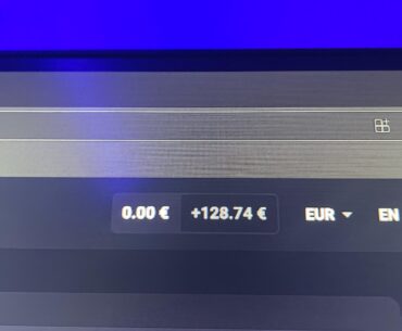 Best knife to buy with this money on cs float?