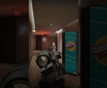 he did not listen to police !  #firstpersonshooter #gaming #fpi #gameplay #fps