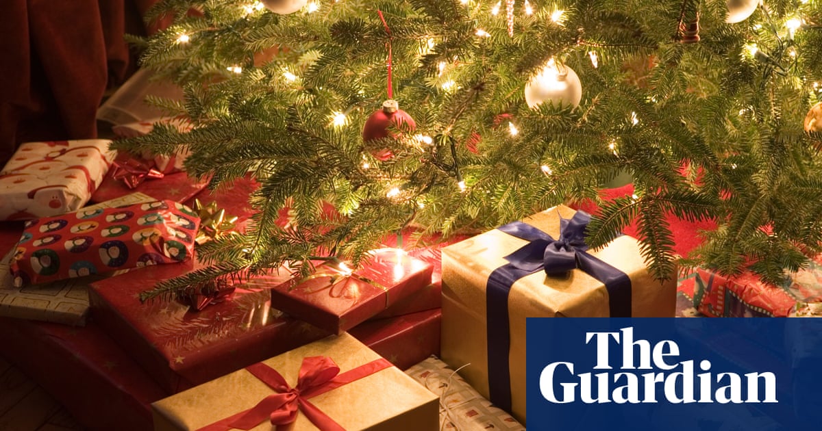 ‘I plugged in Zelda and everything changed’: developers share their fondest Christmas gaming memories | Games ‘I plugged in Zelda and everything changed’: developers share their fondest Christmas gaming memories | Games