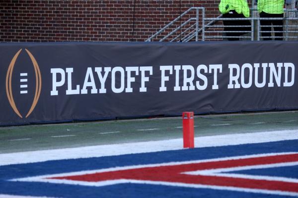CFP ratings plummet 7% as games opposite NFL struggle again CFP ratings plummet 7% as games opposite NFL struggle again