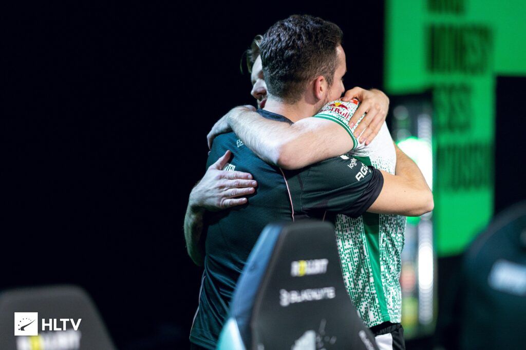 huNter and Niko after the match