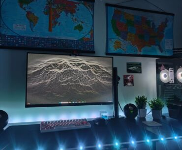 My PC setup for random use bruh