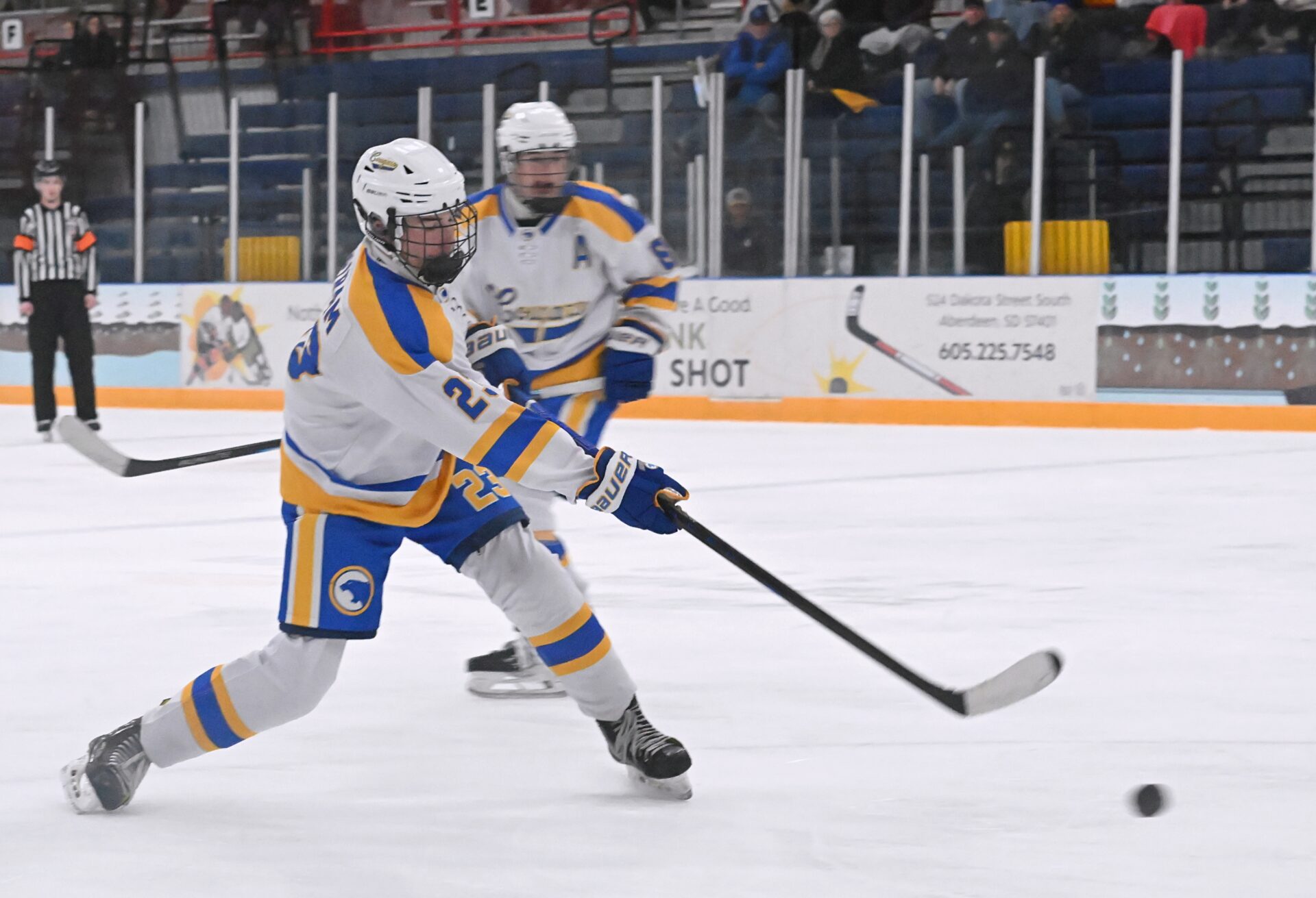 Aberdeen Cougars Boys Hockey Splits Pair Of Home Games; Girls Win One Of Three Aberdeen Cougars Boys Hockey Splits Pair Of Home Games; Girls Win One Of Three