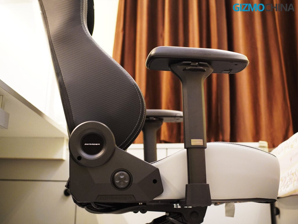 DXRacer Martian Gaming Chair Review