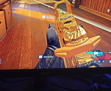 When I already have my two guns and I switch guns, one of the guns ends up being a pistol.