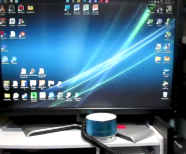 Why aren't hot swappable SATA drives common?