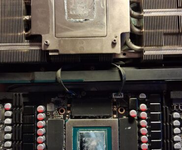 Just opened up my "professionally" refurbished RTX 3080. Thisv is why it was getting 105°C hotshot temperatures.