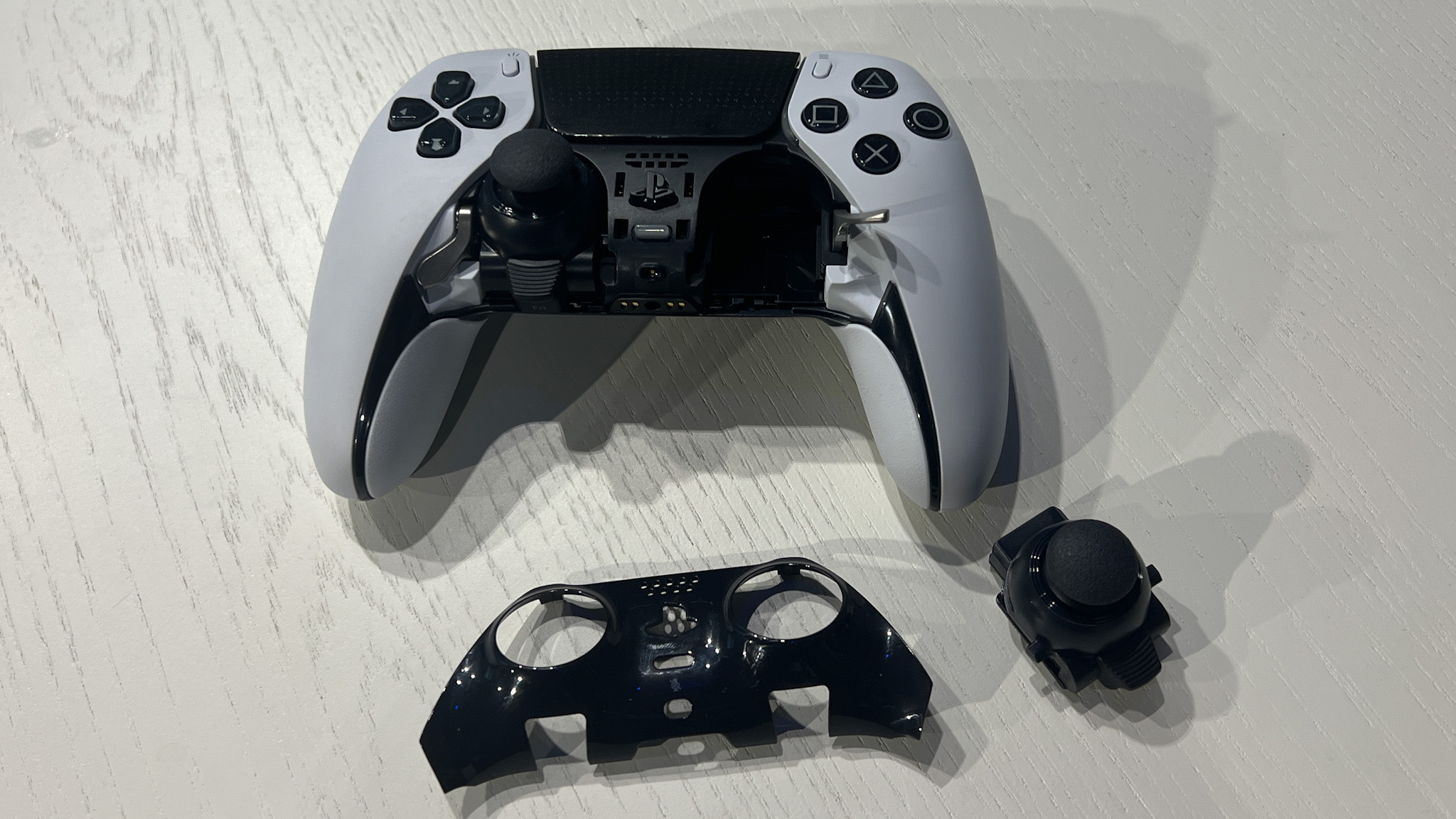 DualSense Edge thumbstick