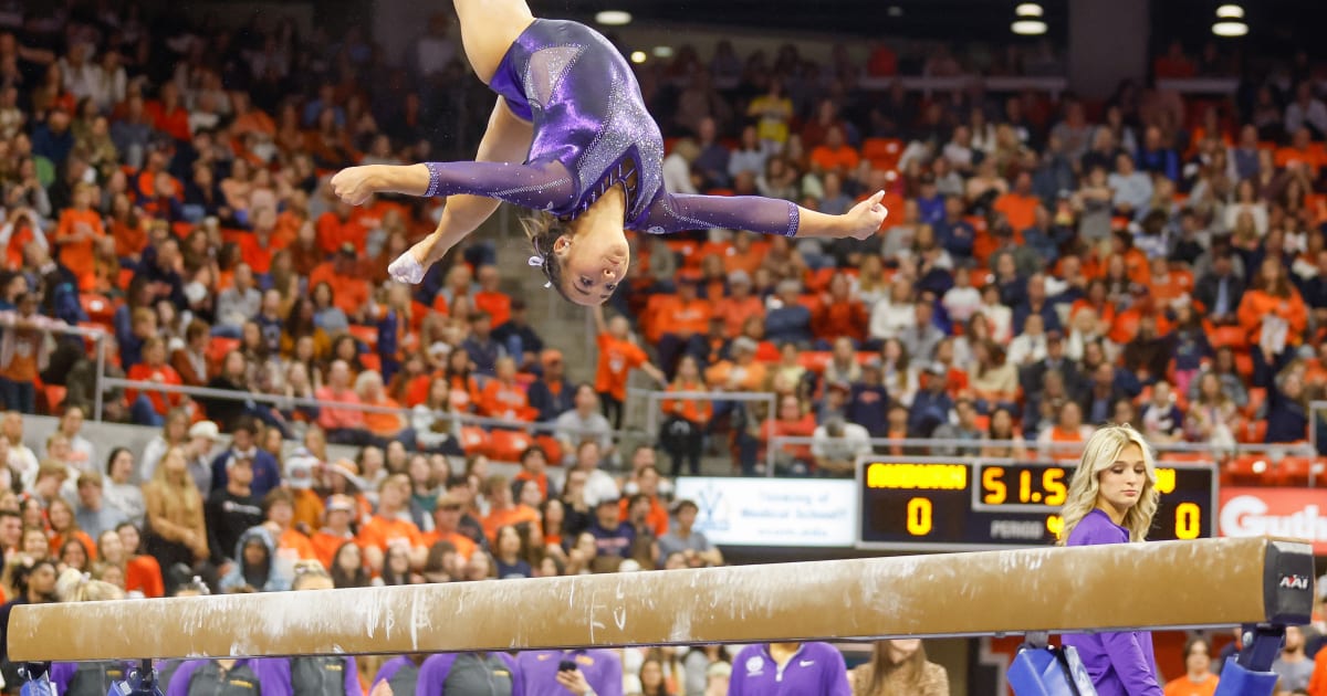 Aleah Finnegan wins vault gold in Thailand App Store