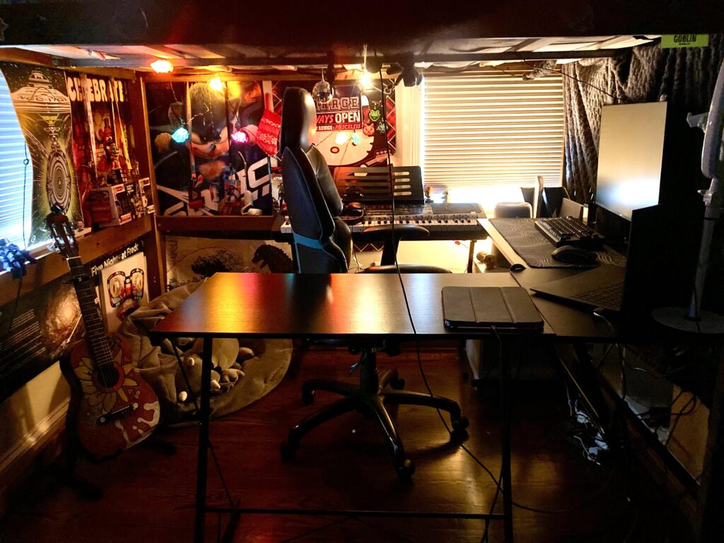 Friend told me to post my battlestation here