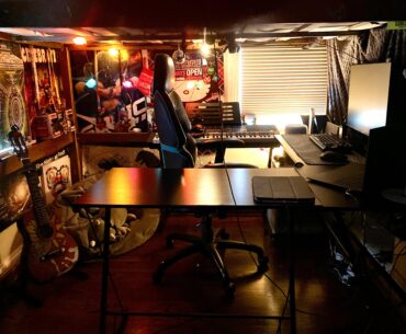 Friend told me to post my battlestation here