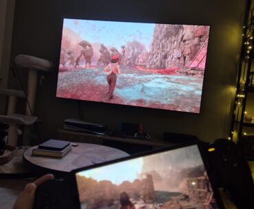 Happy Nerdmas! I wanted to finally see what the whole fuss is about and the Mrs soon joined, then took over the main screen [mild visual spoilers for Clair Obscur]