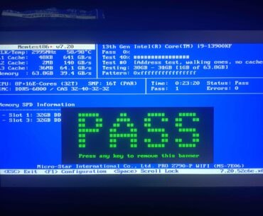 Made some progress thanks to memtest86+ (seems like tRAS at 30 was too tight)