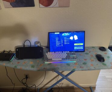 The iron handheld, my “portable” desktop