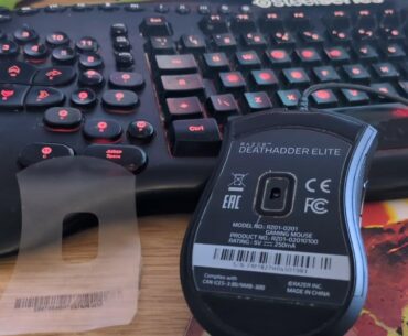 Had my Deathadder Elite for over 7 years, and only just noticed there's a protective film over the bottom.
