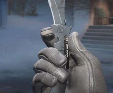I got tired of having to reply to my teammates roasting me for this Navaja, now I can just hit the inspect instead….