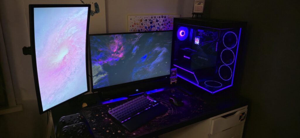 Finally got a desktop this year. Gave it a few tweaks and now I think I'm set