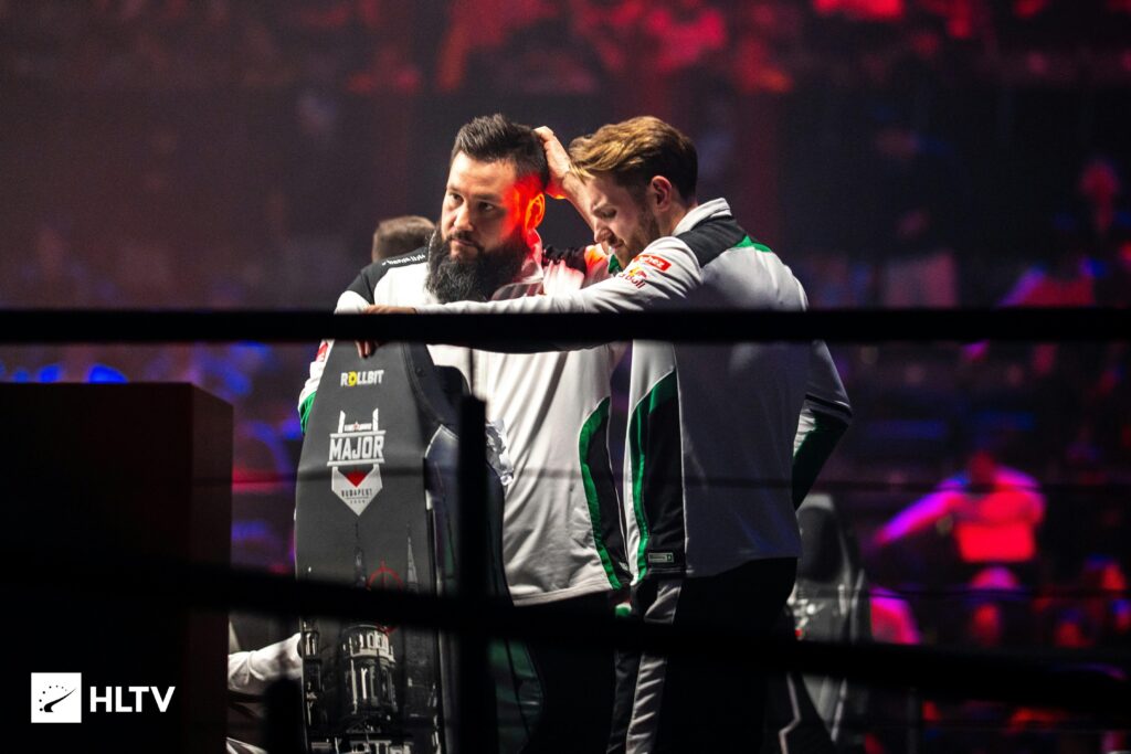Should zonic stay?