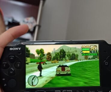 Playing GTA on a PSP is such a vibe!