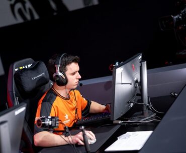 Dust2US: Valve update TO requirements to ban skins gambling, case opening sites from jerseys, all events