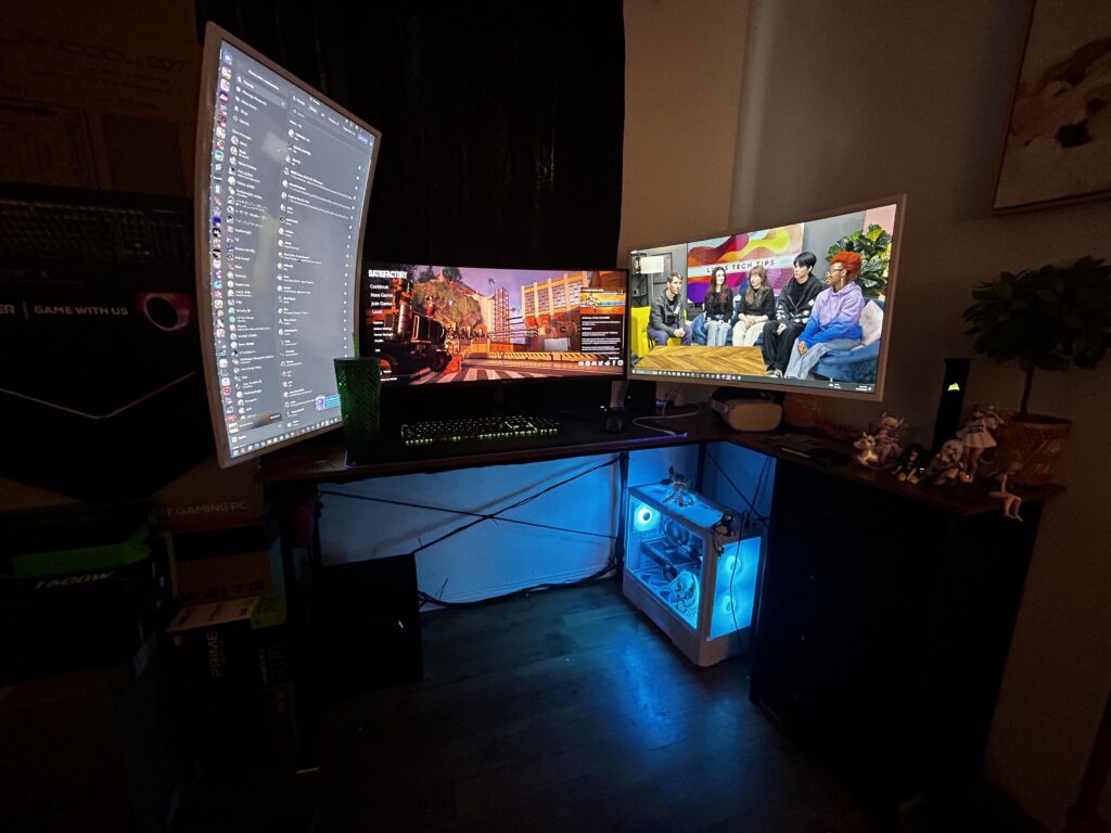 My setup :) (posted on battle stations and isn’t doing too well XD)