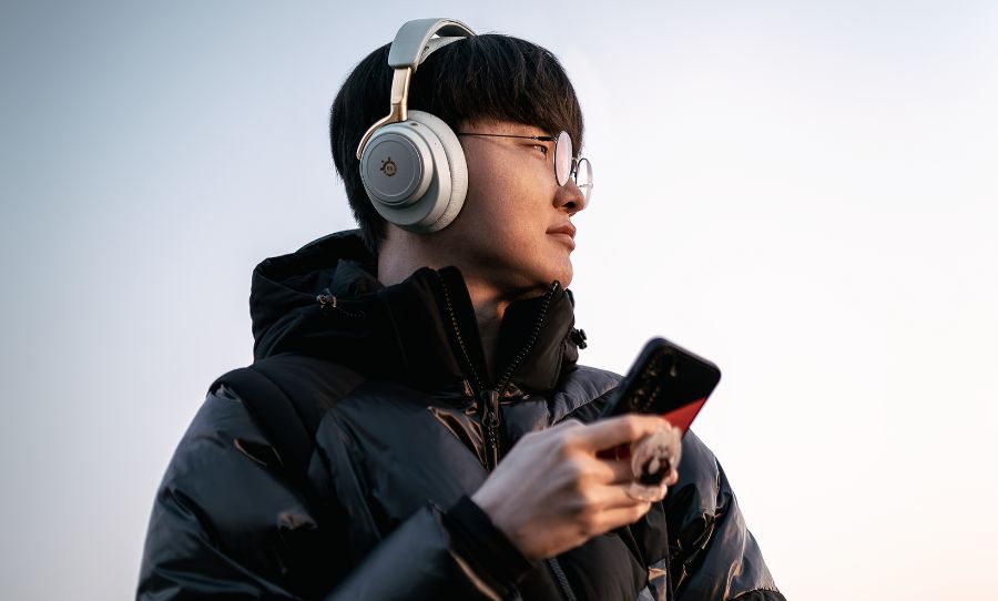 steelseries - best gaming gifts 2025