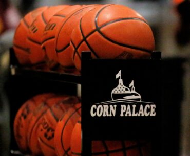Schedule changes announced for Tuesday, Wednesday games at Hoop City Classic - Mitchell Republic