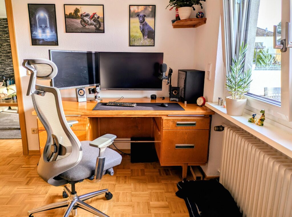 Finally got a decent chair 😅