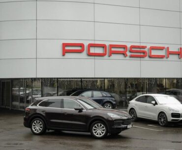 Porsches across Russia suddenly stop working