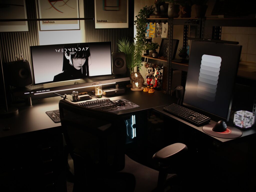 + sub desk