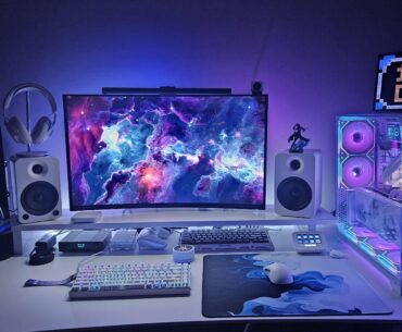 My year end battlestation in FPS mode.