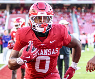 Which games on Razorbacks 2026 football schedule are most, least winnable?