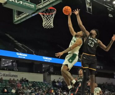Mehki Ellison driving toward the basket against Kent State, Jan. 24, 2026