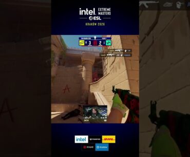 ONE MAN HOLD — zweih WIPES THE PUSH #esl #iem #krakow #cs #cs2