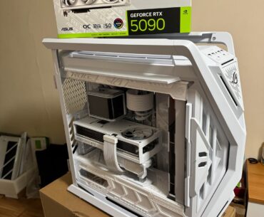 9800X3D + RTX 5090 build with satisfying cable management