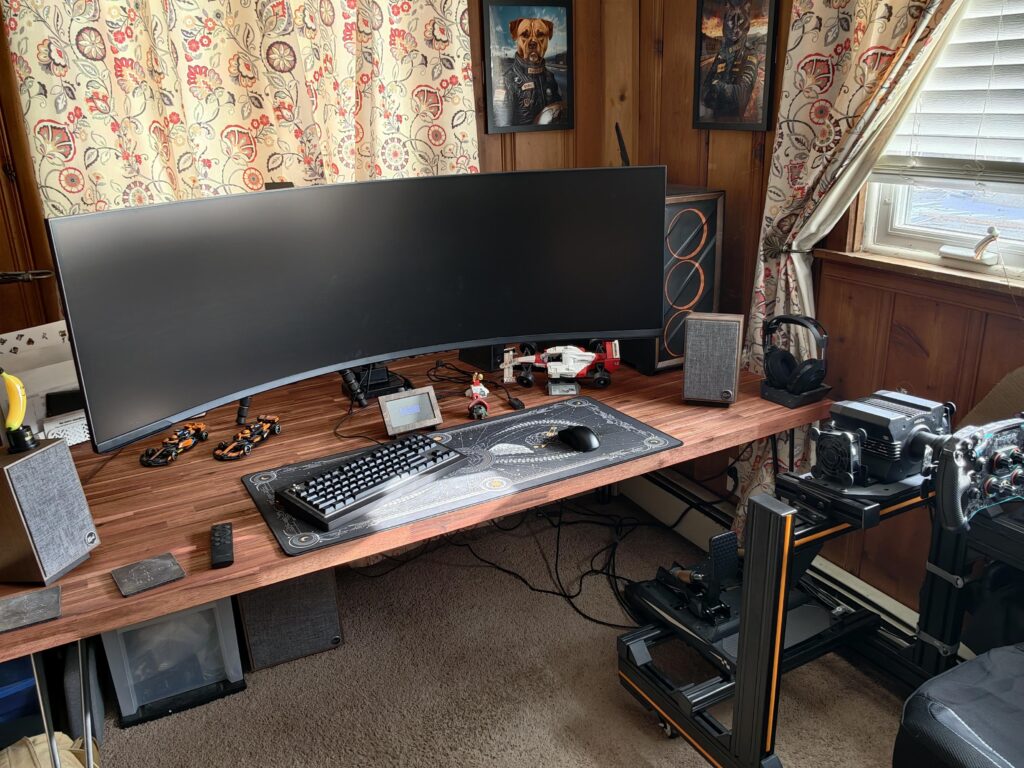 New year new desk.