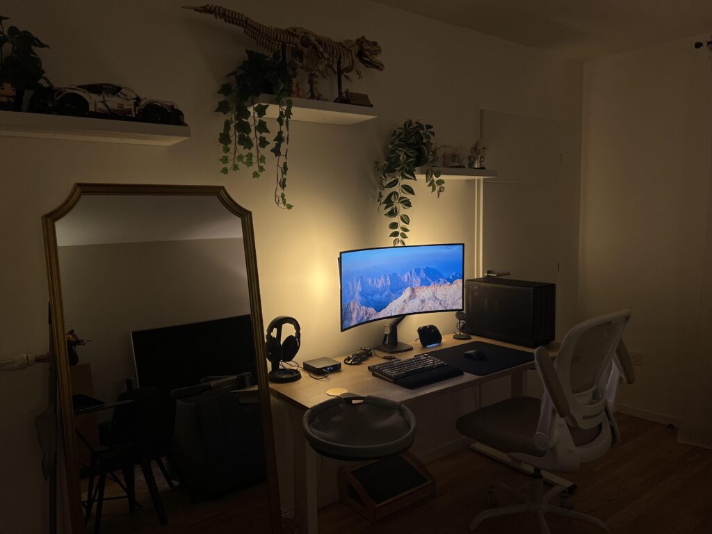 Middle of the Living room setup