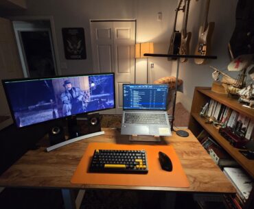 Let's see how long until my desk becomes cluttered again
