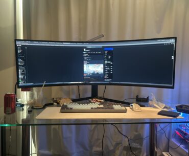 Does playing on this monitor affect my performance?