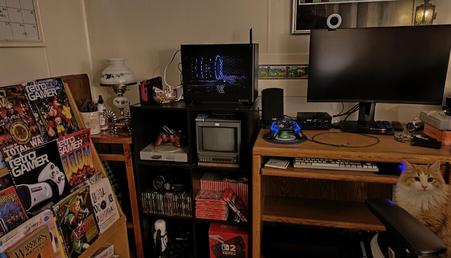 Gave up the gameroom in favor of kids, years ago. This corner is mine.