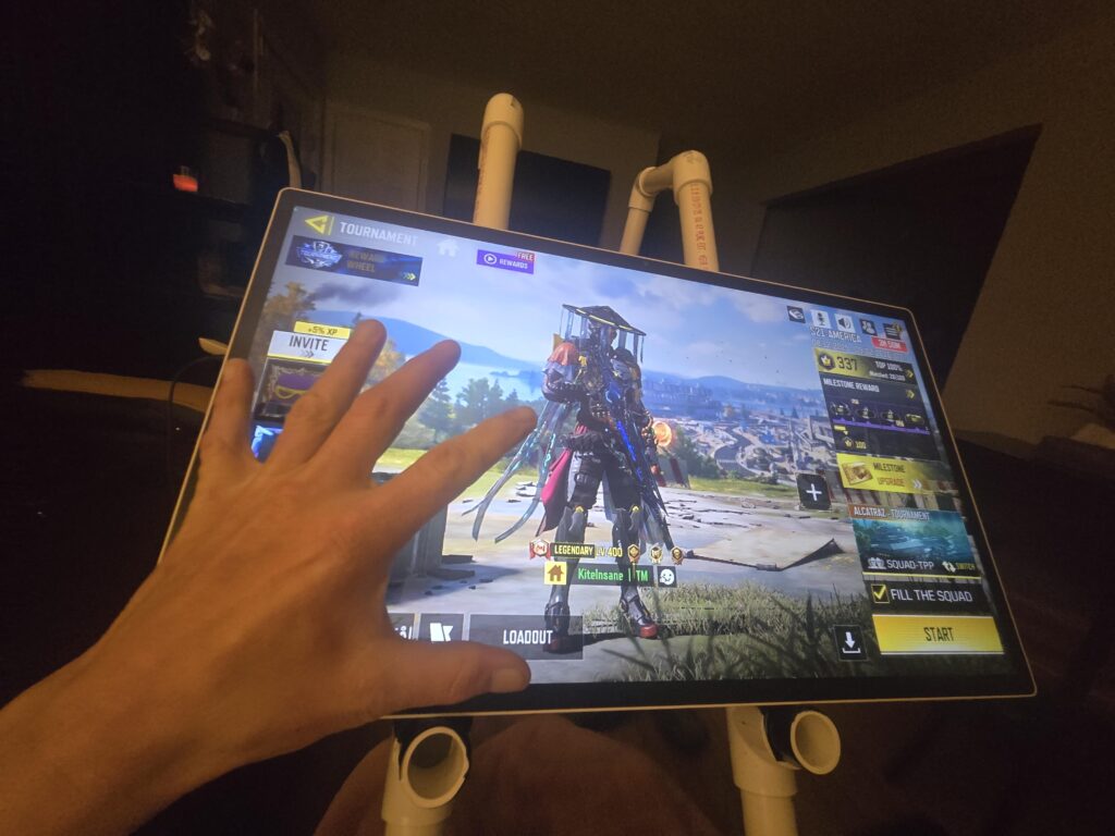 what do yall play on? 24.5" for me