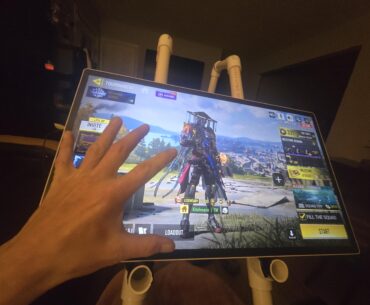what do yall play on? 24.5" for me