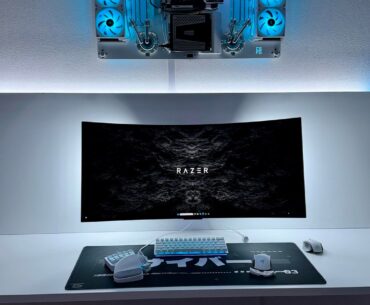 Wall-mounted RTX 5090, floating desk, custom loop - 1 year in the making (first build)