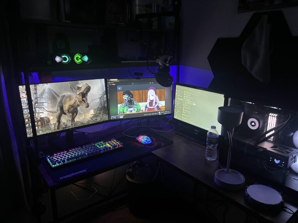 I think this is a pretty average battle station