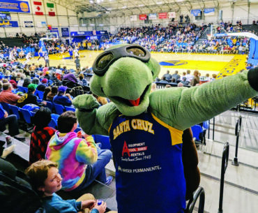 Santa Cruz Warriors Games Serve Food, Fun, and Community