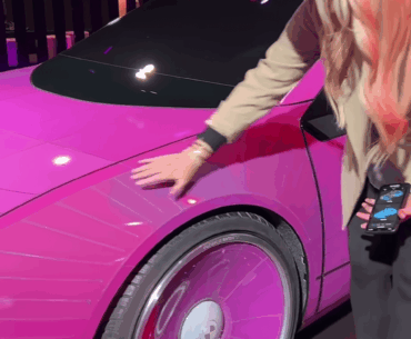Car can change color