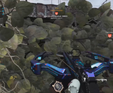 Playing with the crossbow is really fun. Invisible assassin! 😈🎯