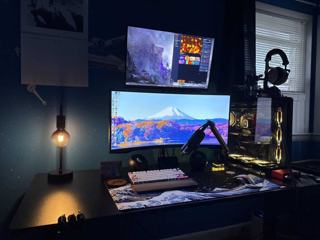 I don’t normally post this often with updated pictures but this lamp made this setup so much cleaner.